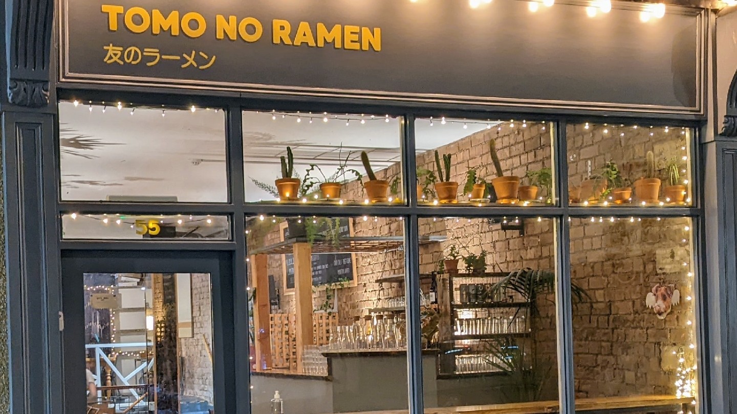Tomo no Ramen: the place