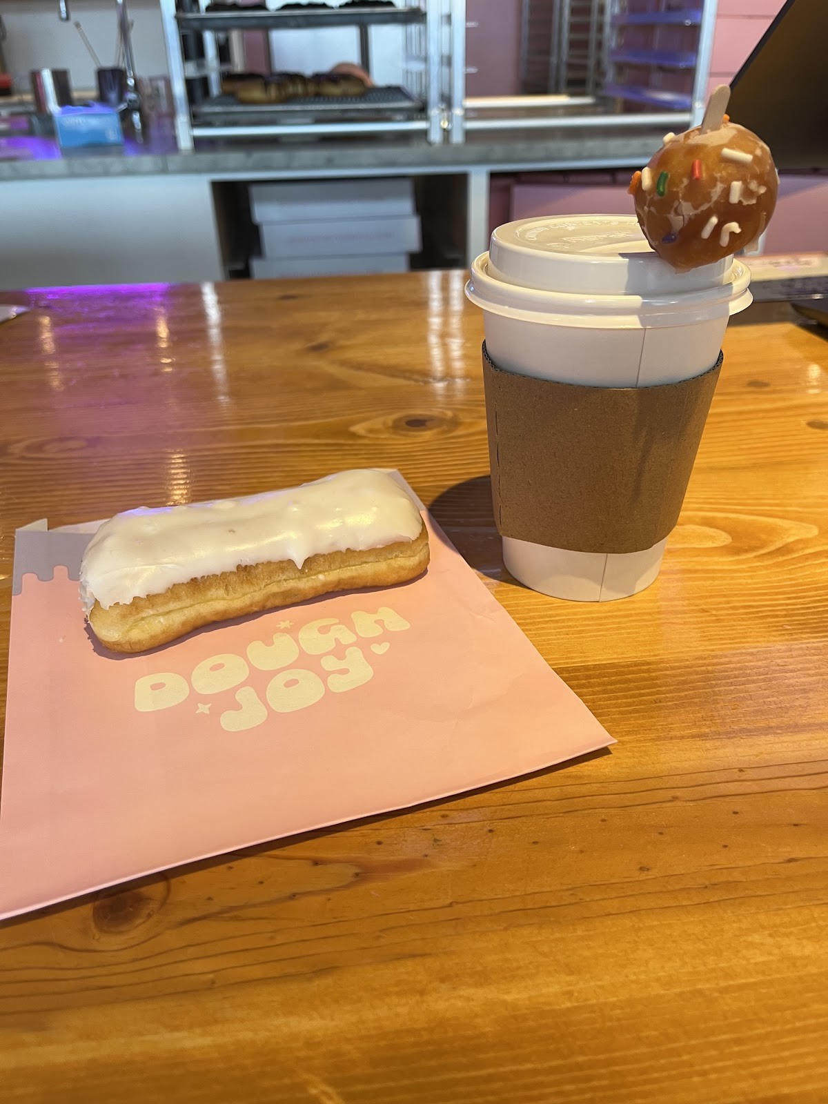 Dough Joy: food & drinks