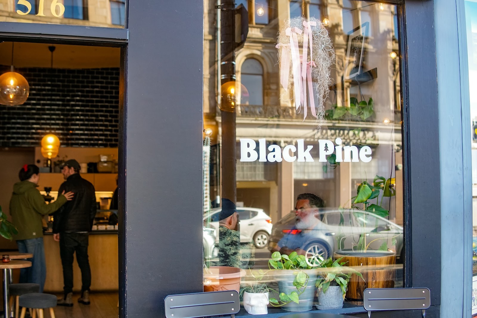 Black Pine Coffee Co.: the place