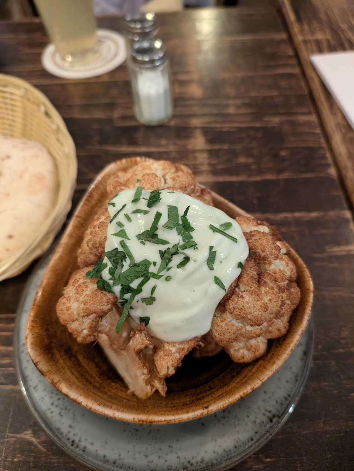 Kuli Alma: food & drinks
