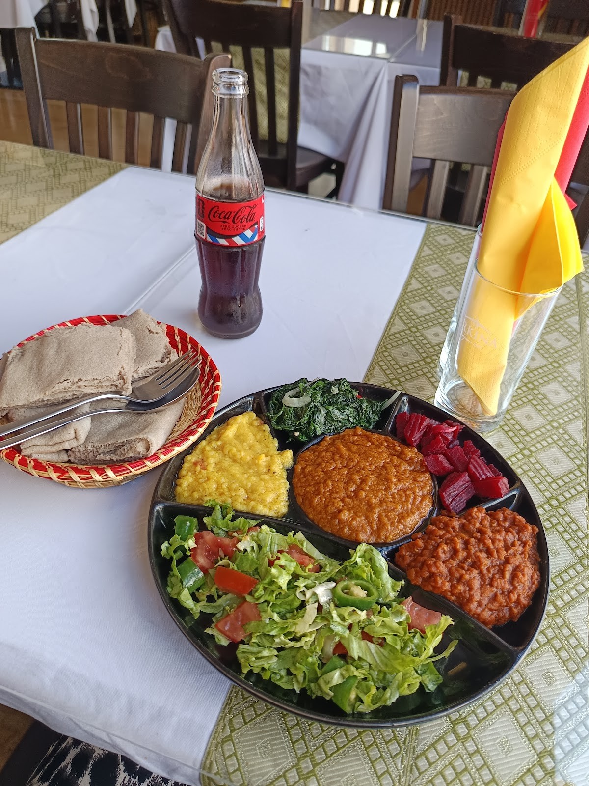 Gebeta: food & drinks