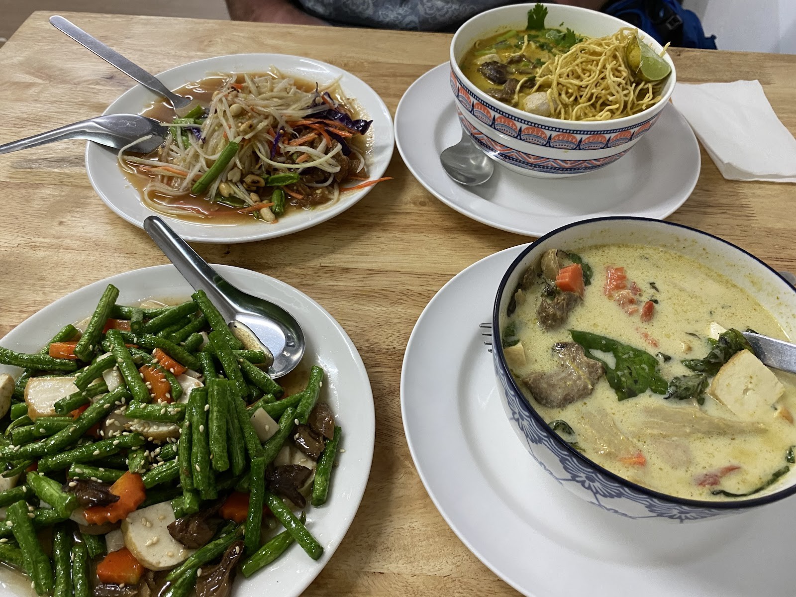 Eat Me Veggie & Vegan: food & drinks