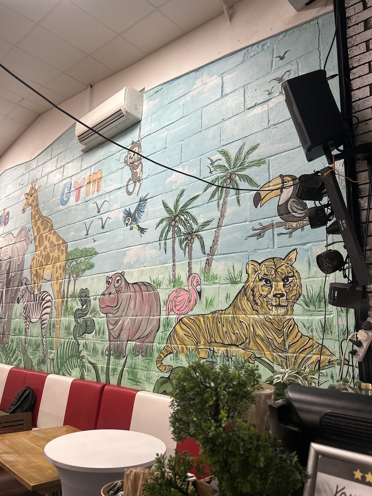 Caloroso Pizza - Beckton: the place