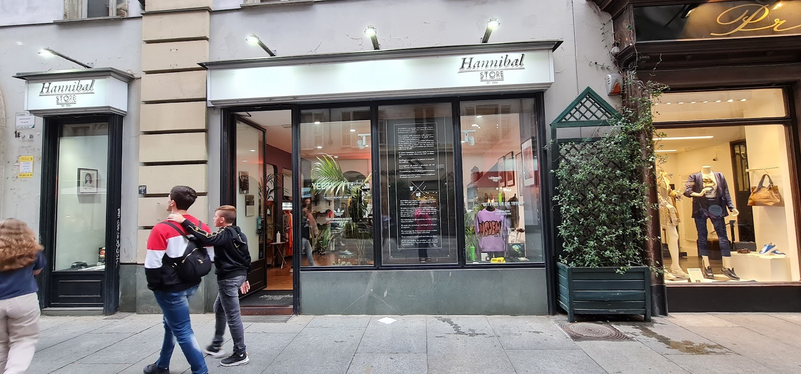 Hannibal Store: the place