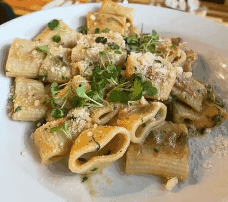 Lilla: food & drinks