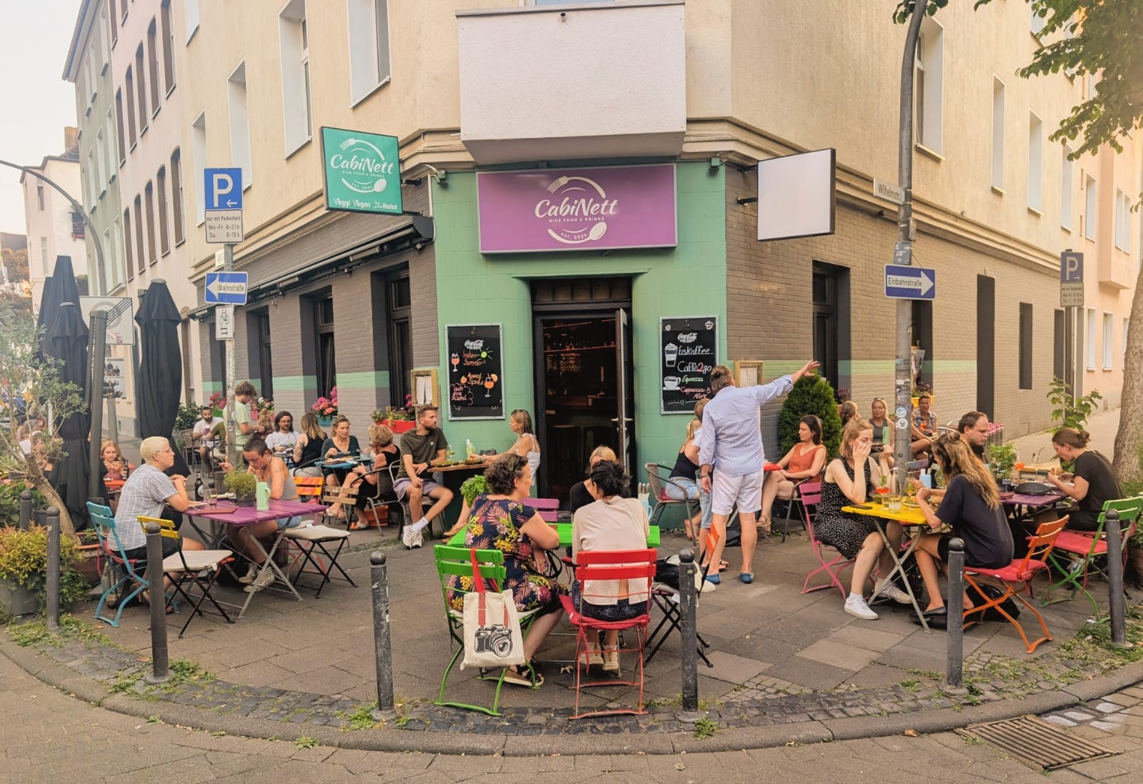 CabiNett Restaurant Nippes: the place