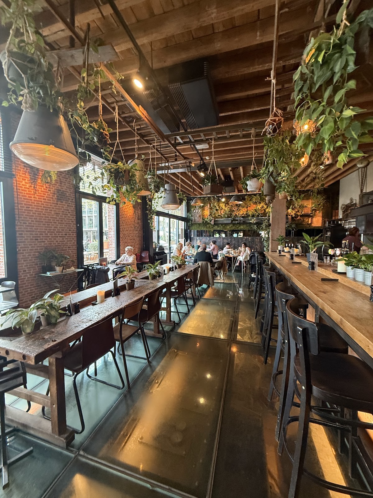 Roest: the place