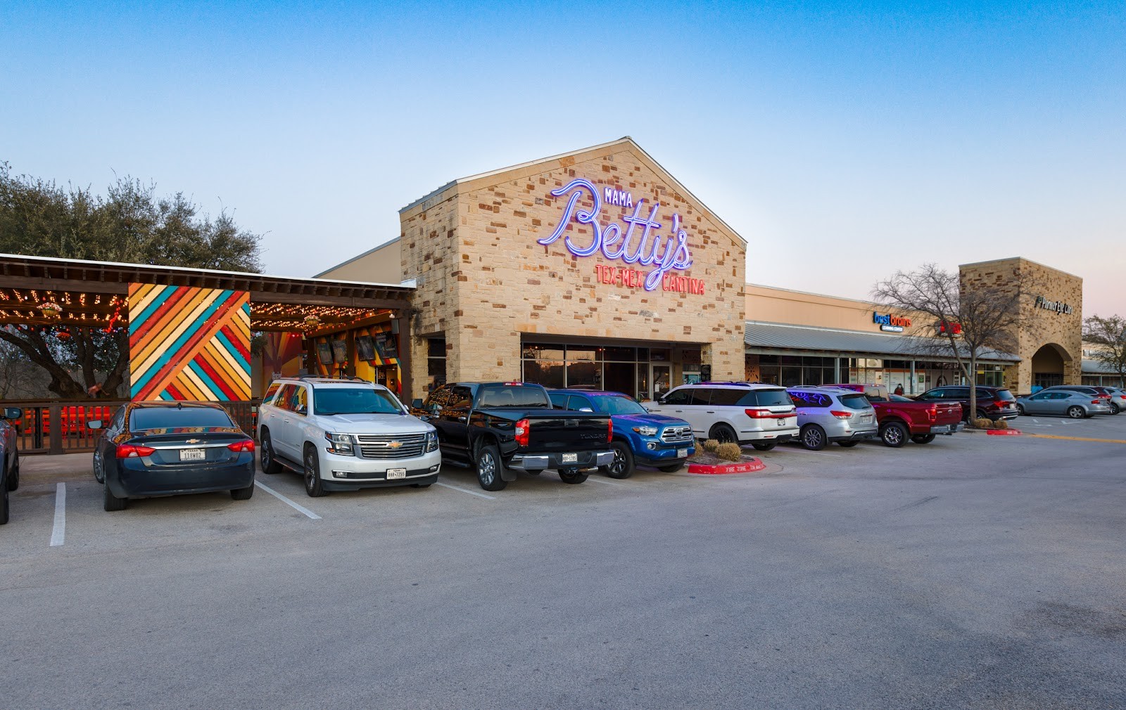 Mama Betty's Tex-Mex - Parmer ln: the place