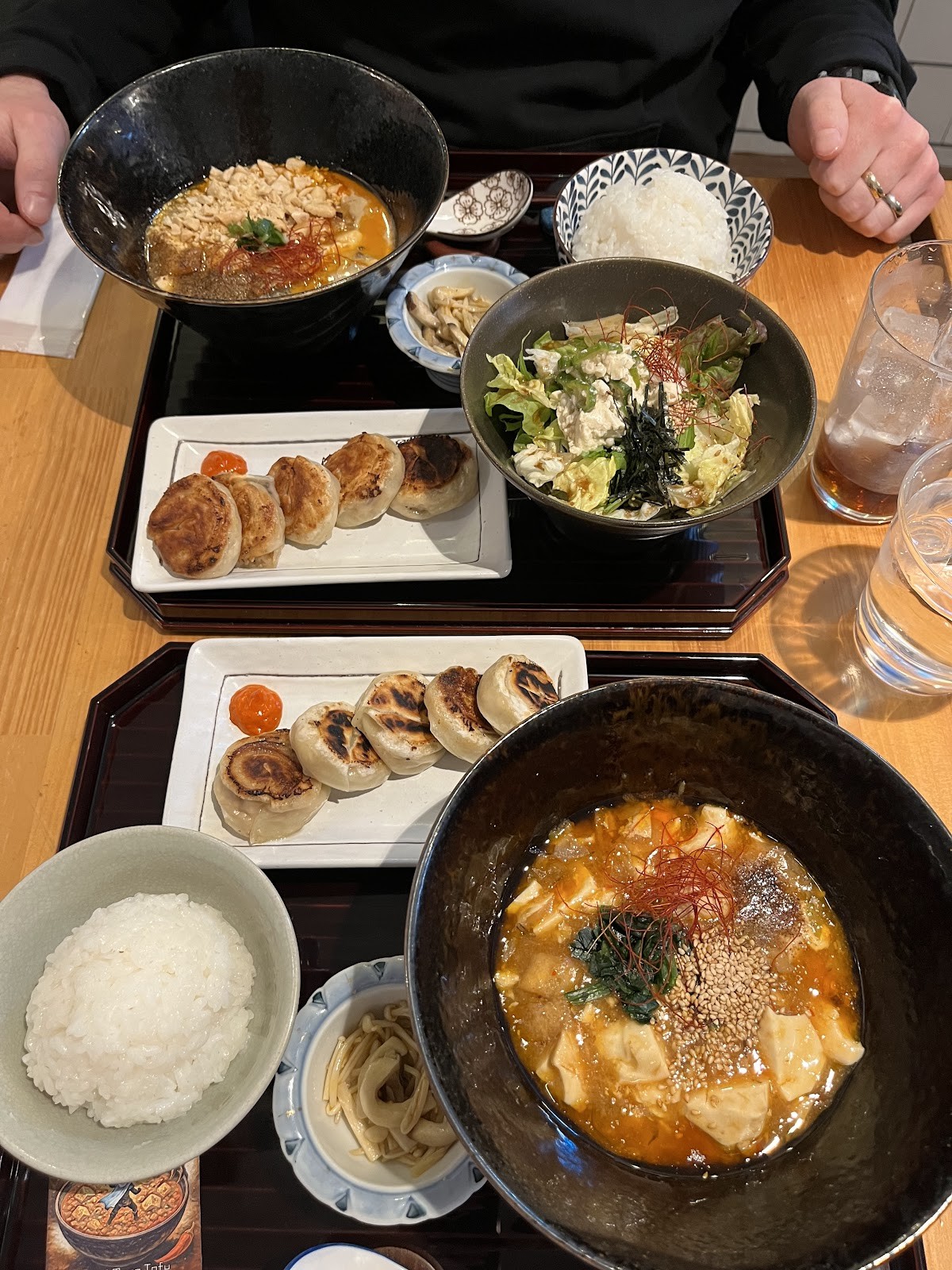 TSUMINAKI Mapo Tofu: food & drinks