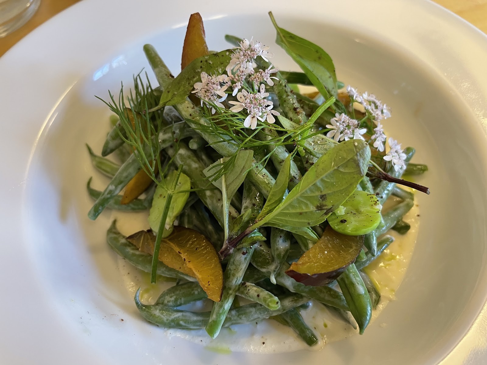 Peaches: food & drinks