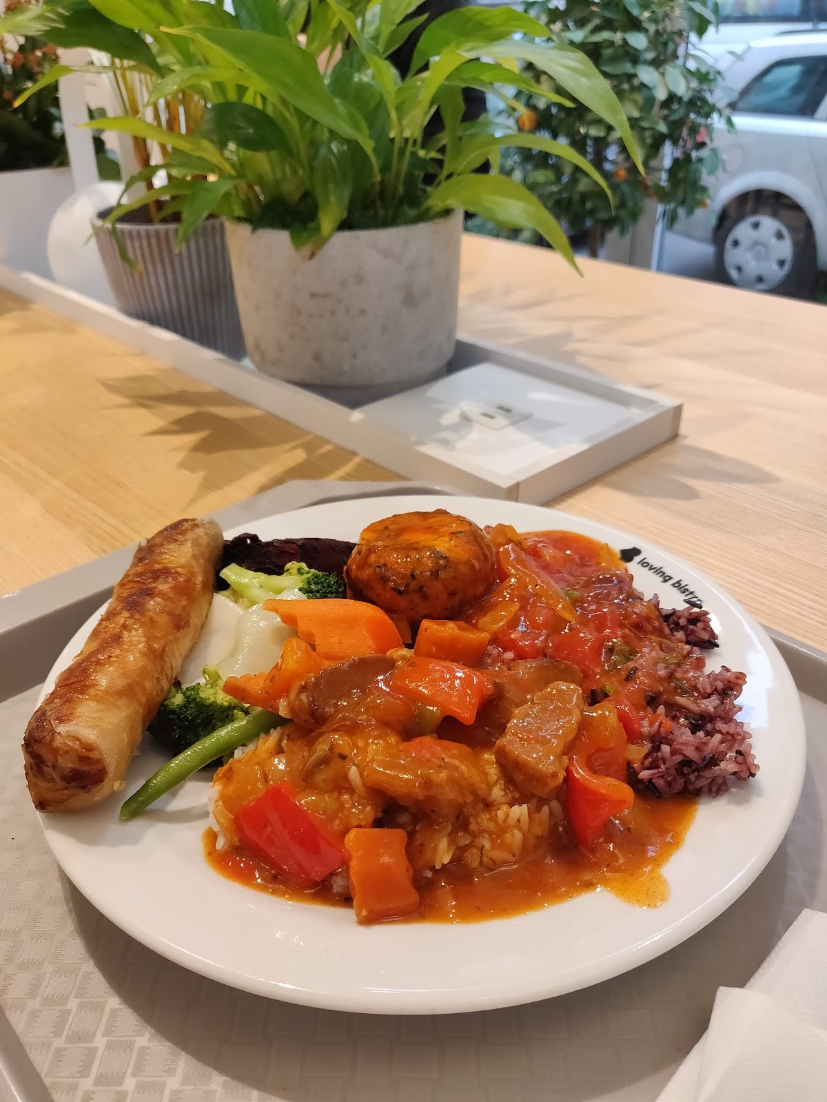 Loving Bistro - Letná: food & drinks