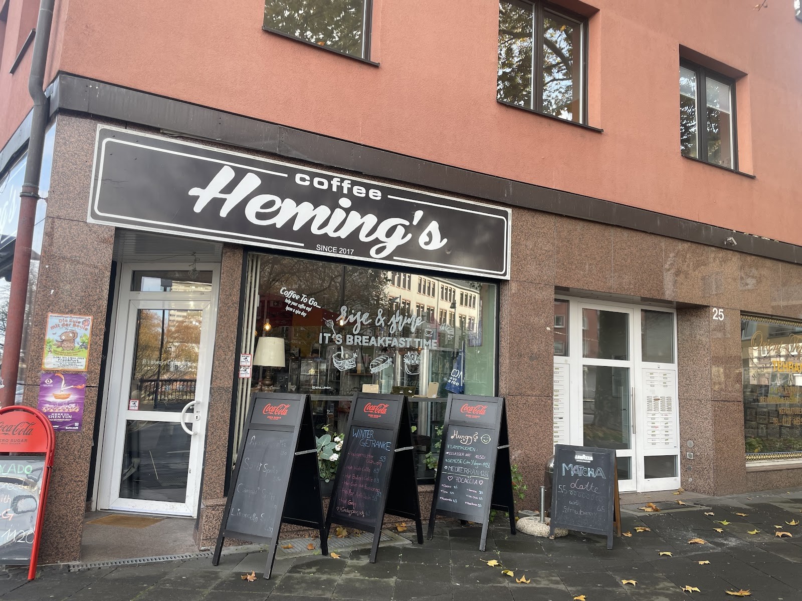 Heming's Coffee: the place