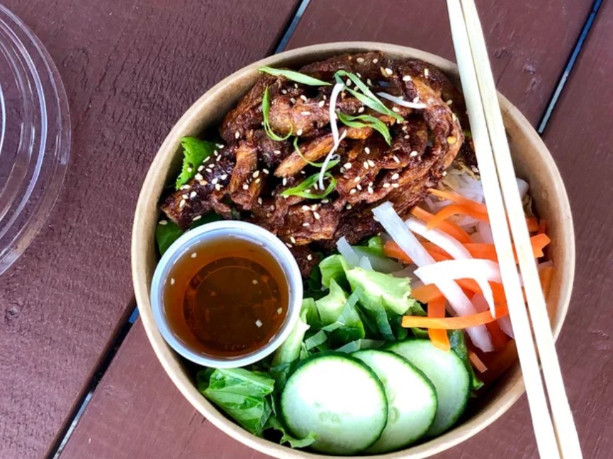 Khoe: food & drinks