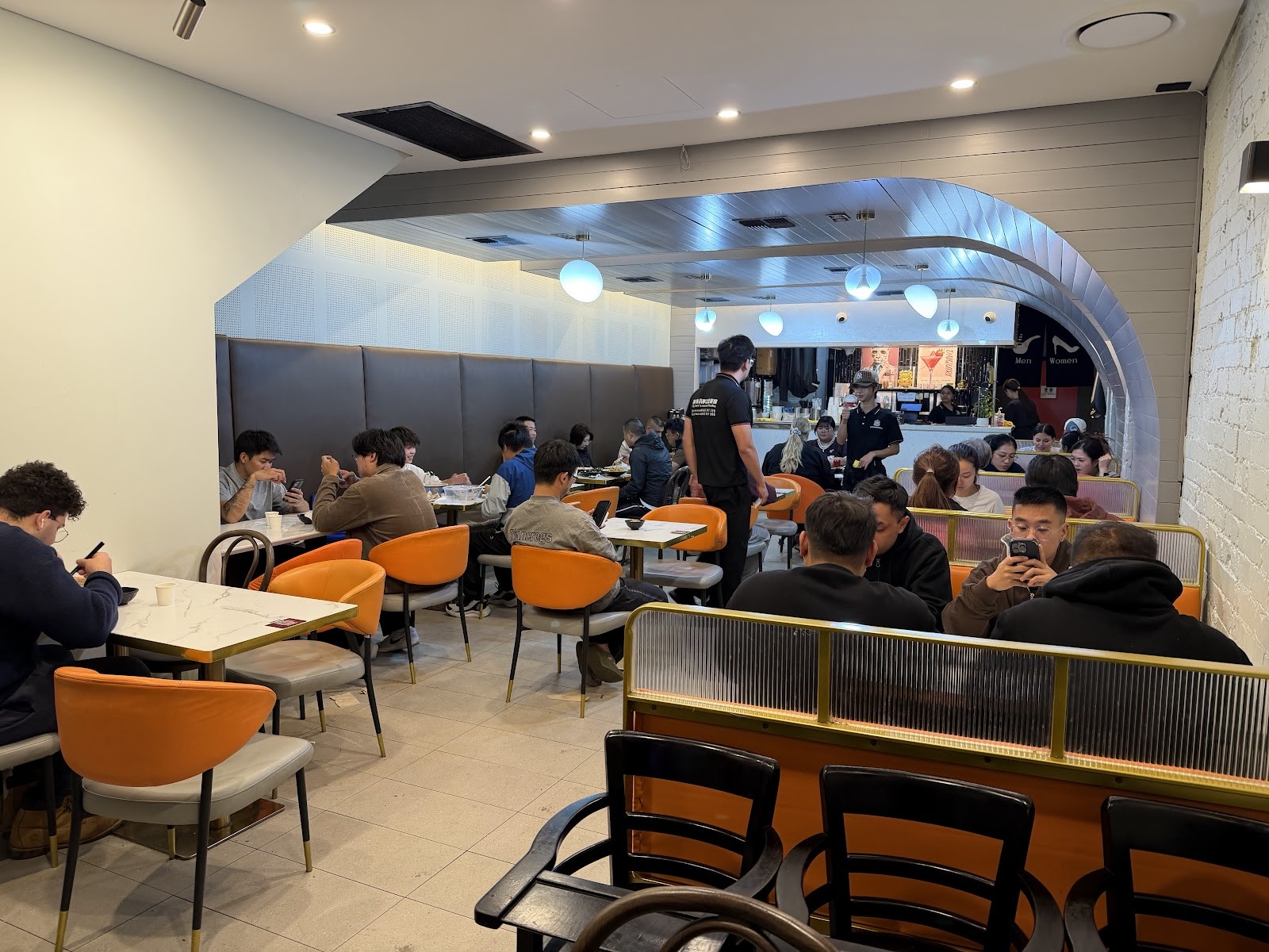 My Aunt's Handmade Noodles (Burwood) 胖姨儿手工拉面馆: the place
