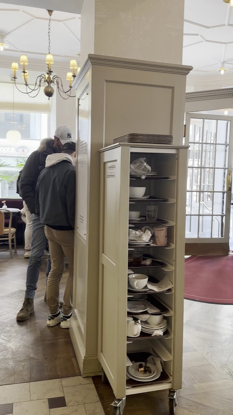 Vete-Katten Kungsgatan: the place