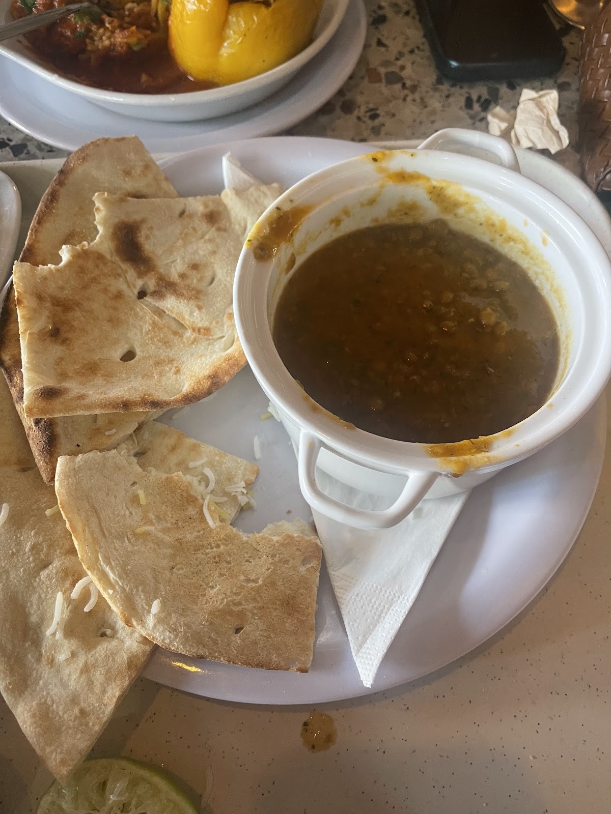 Zaytoon: food & drinks