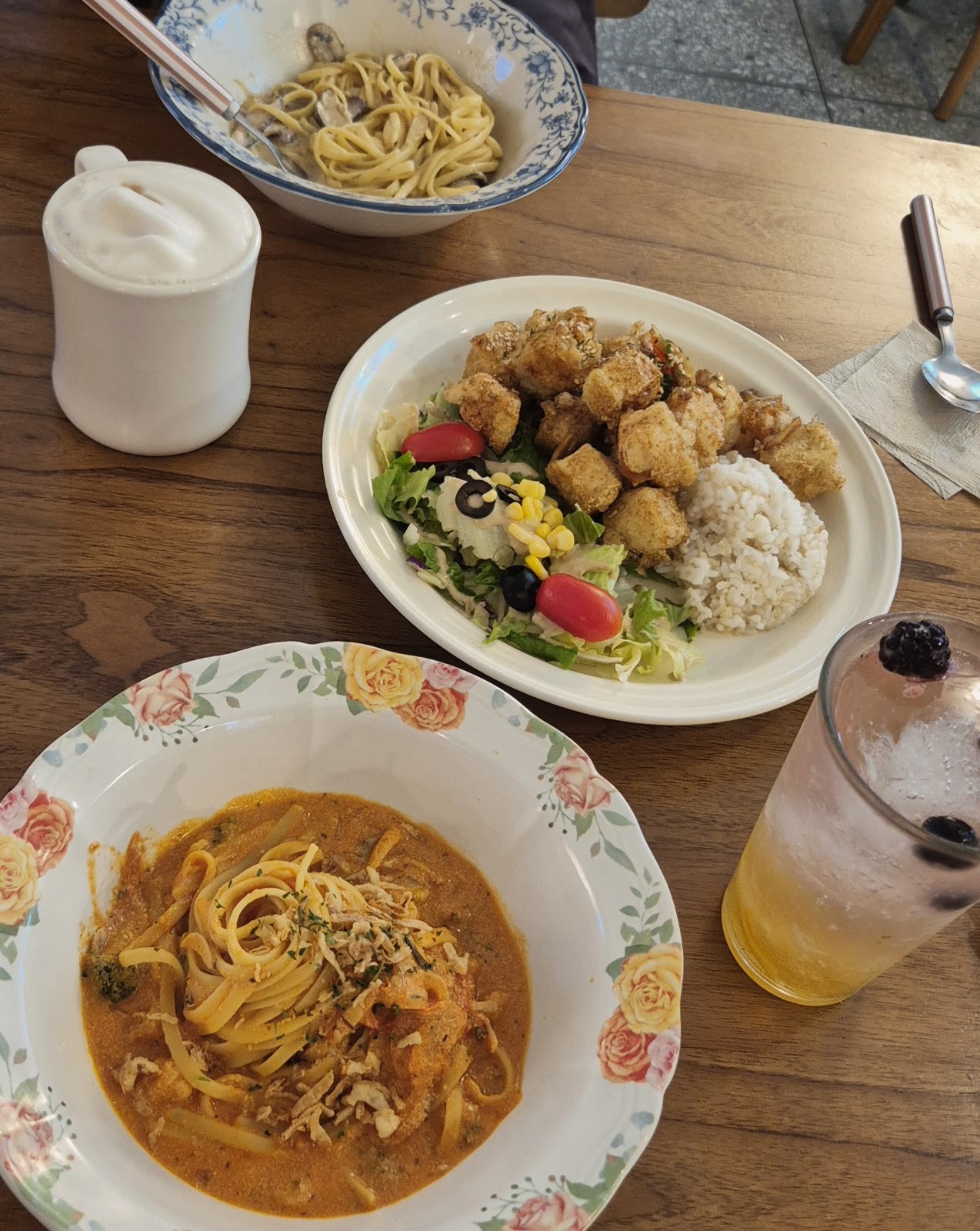 Around Green: food & drinks