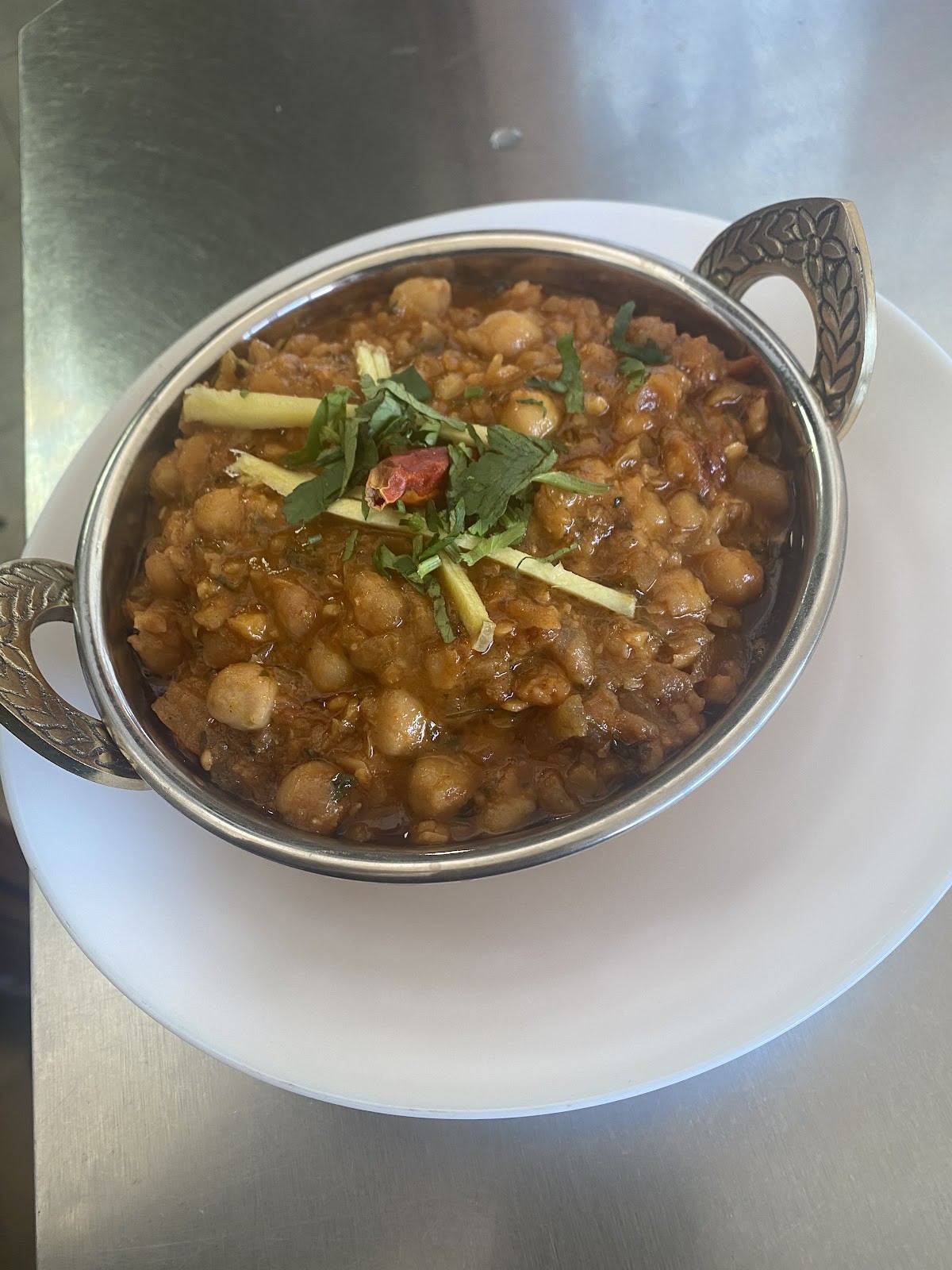 The Taj Cuisine: food & drinks