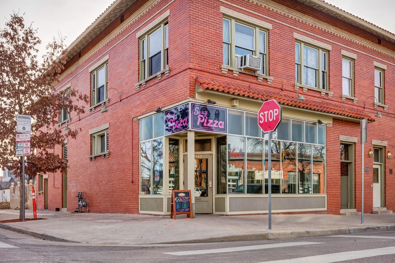 Sexy Pizza: the place