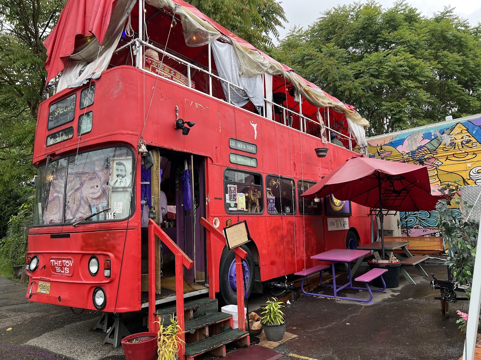 Tov Coffee II: the place