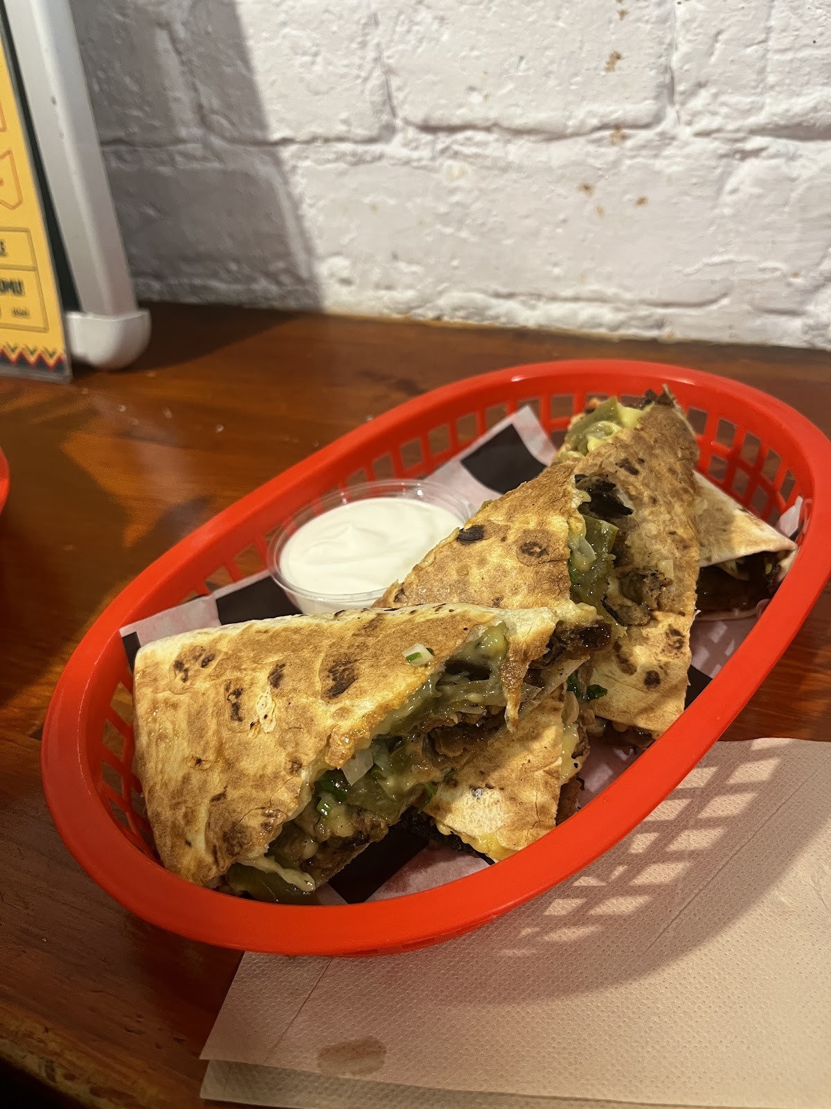 Momencik Vegan Restaurant: food & drinks