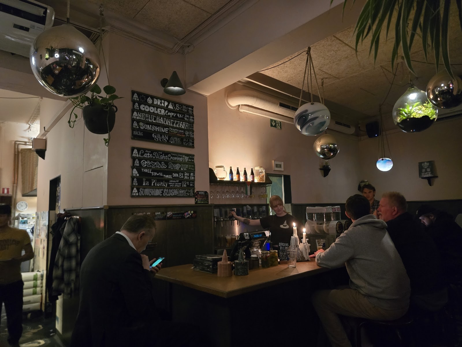 Omnipollos hatt: the place
