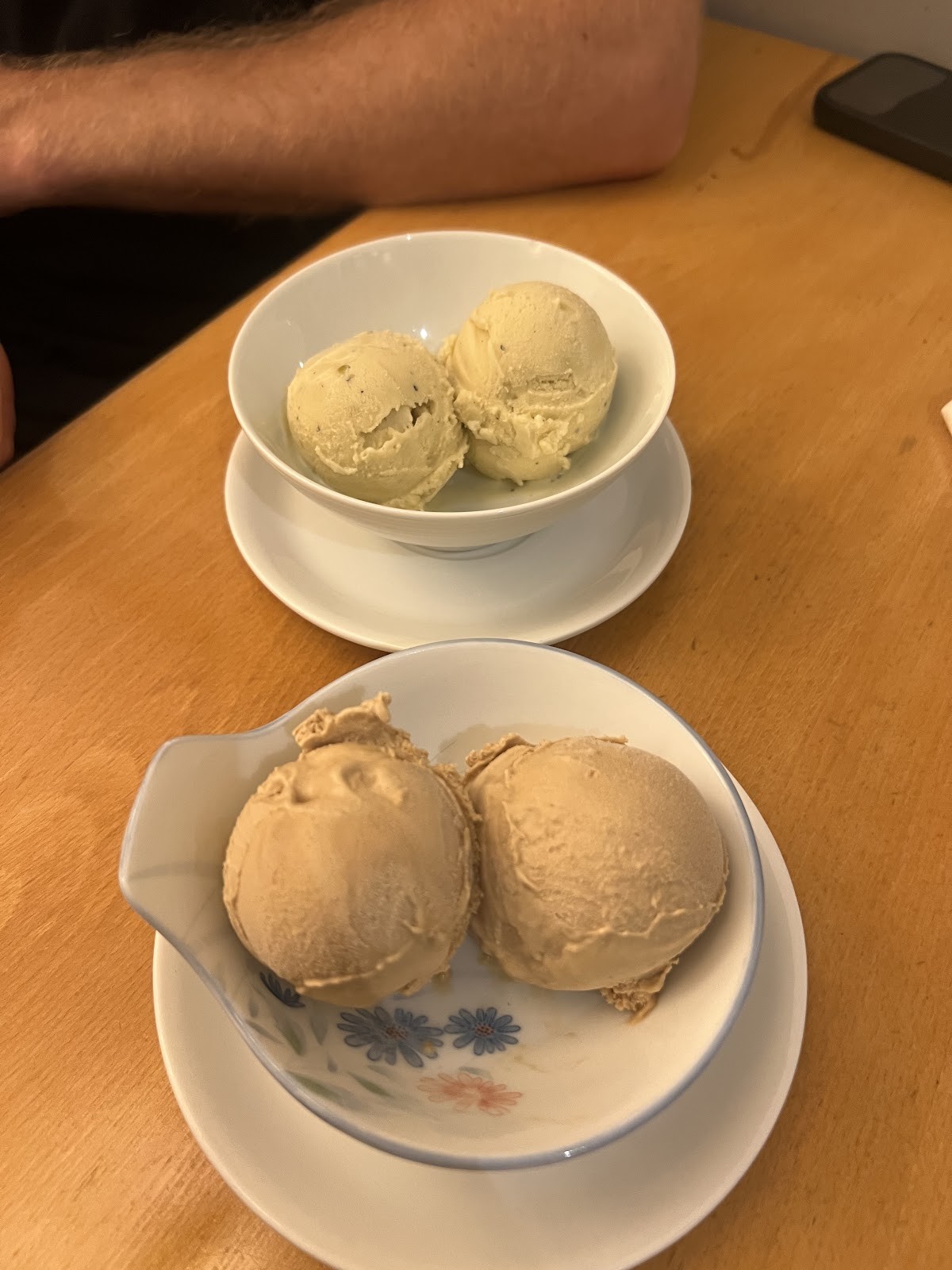 Lao Wai: food & drinks