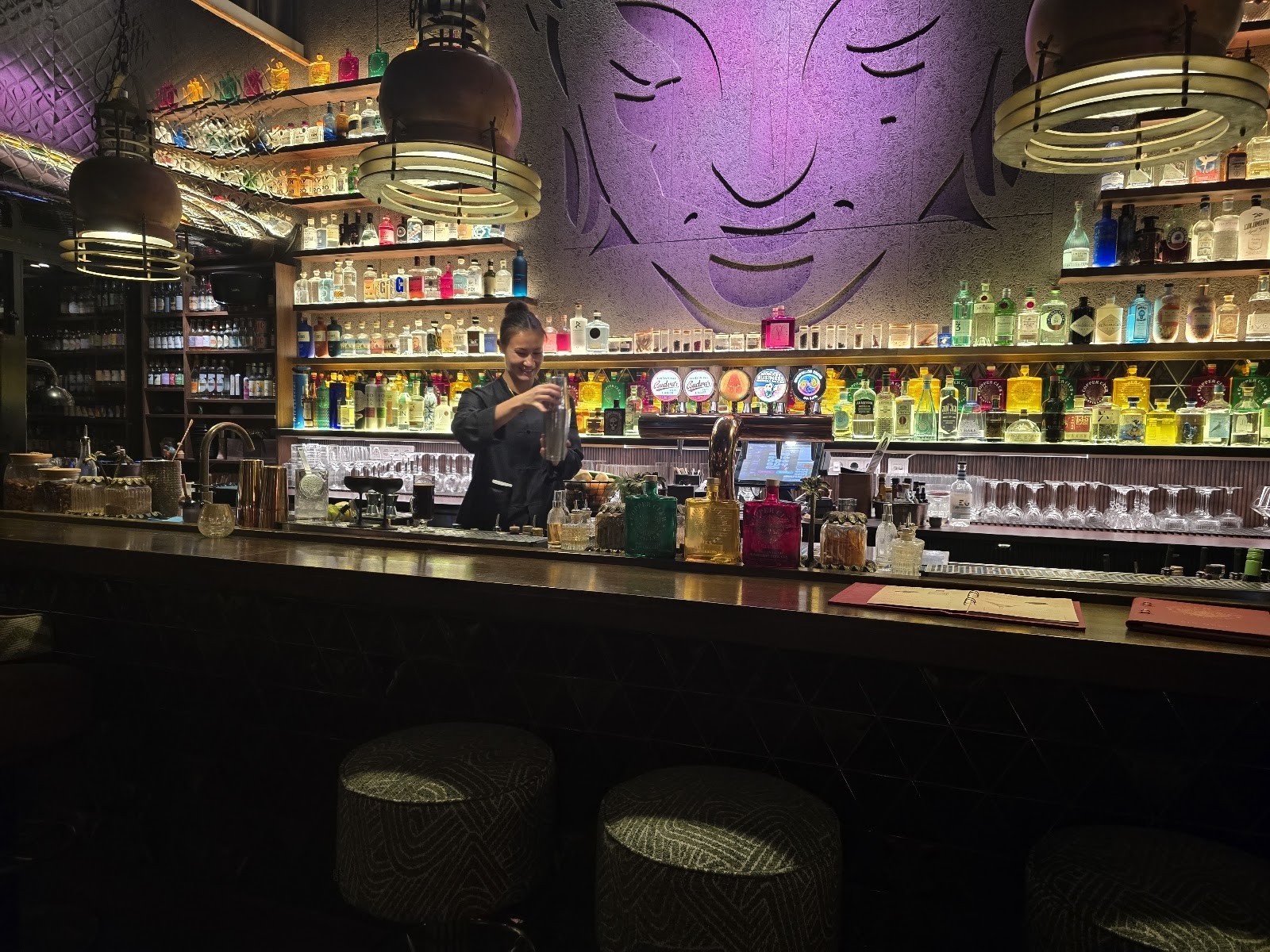 Copper Club - Gin Bar & Asian Bistro: the place