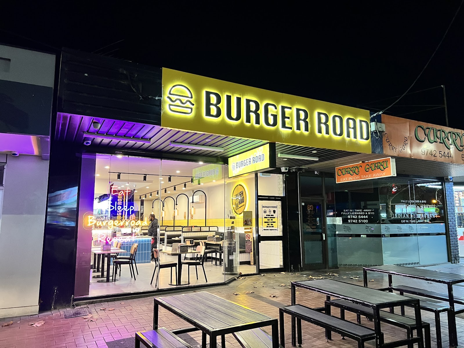 Burger Road Werribee: the place