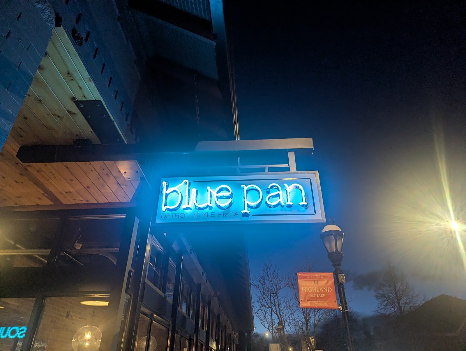 Blue Pan Pizza: the place