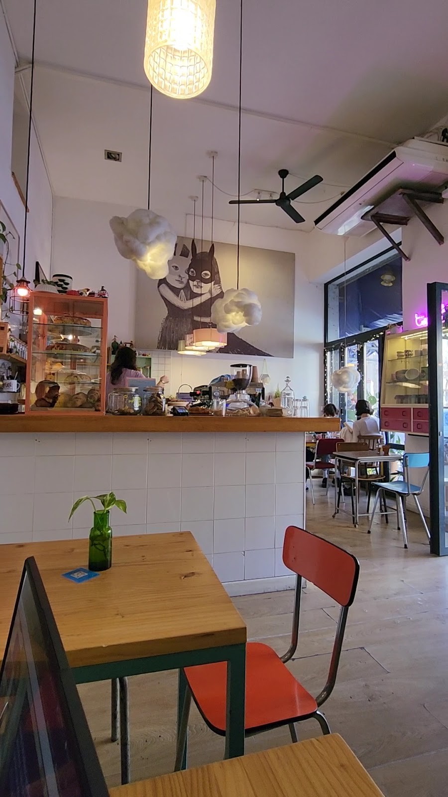 Café Cometa: the place