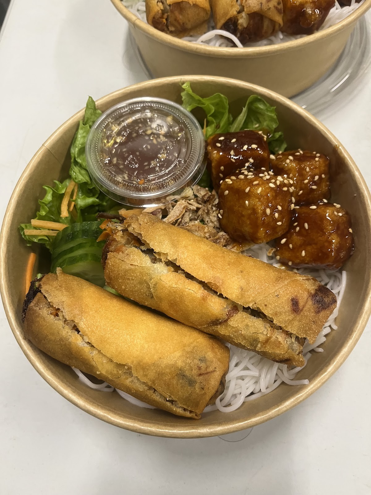 Khoe: food & drinks