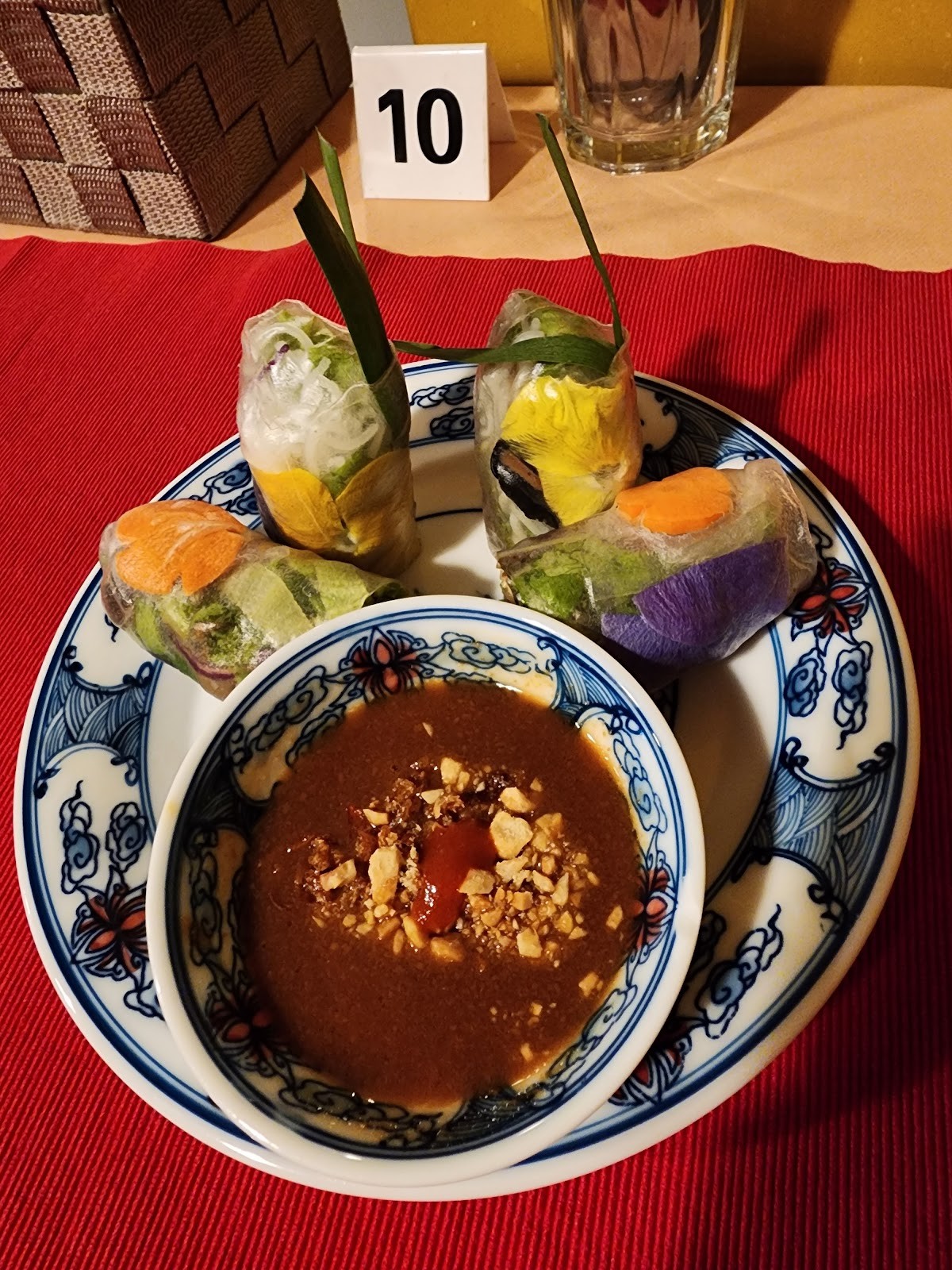 OLÁ VIETNAM RESTAURANT: food & drinks