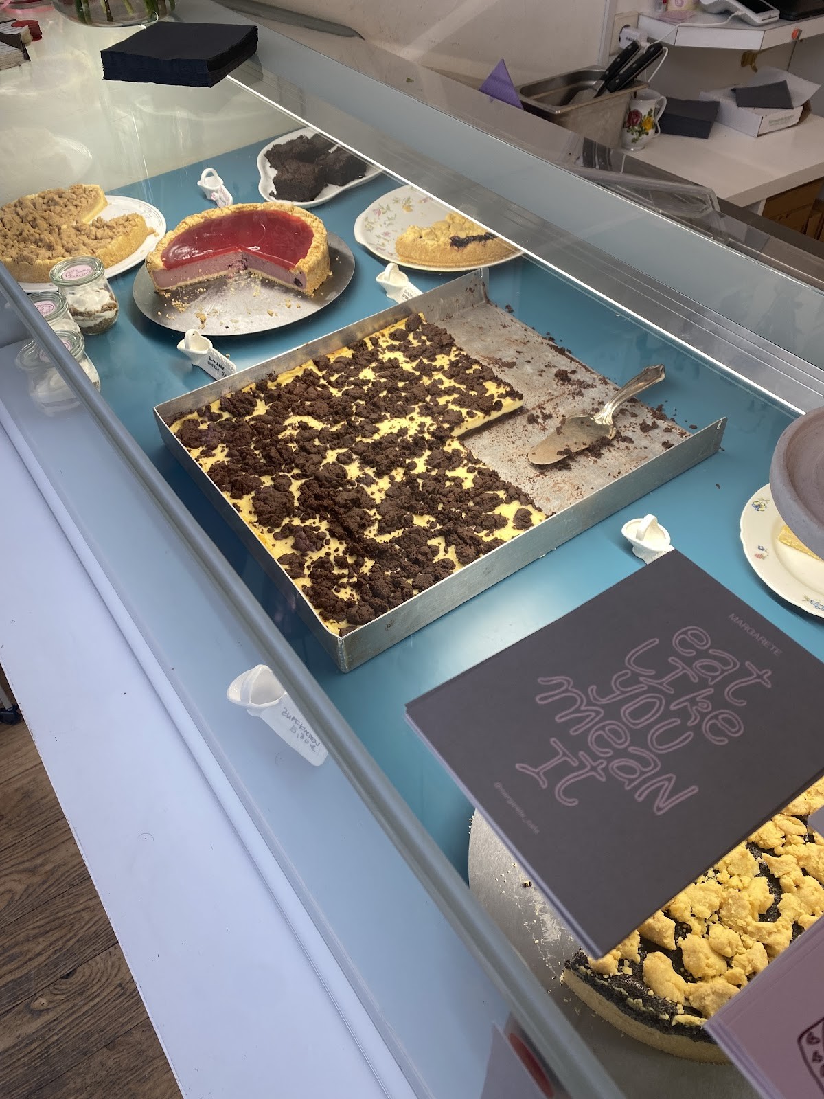 Margarete Café: food & drinks