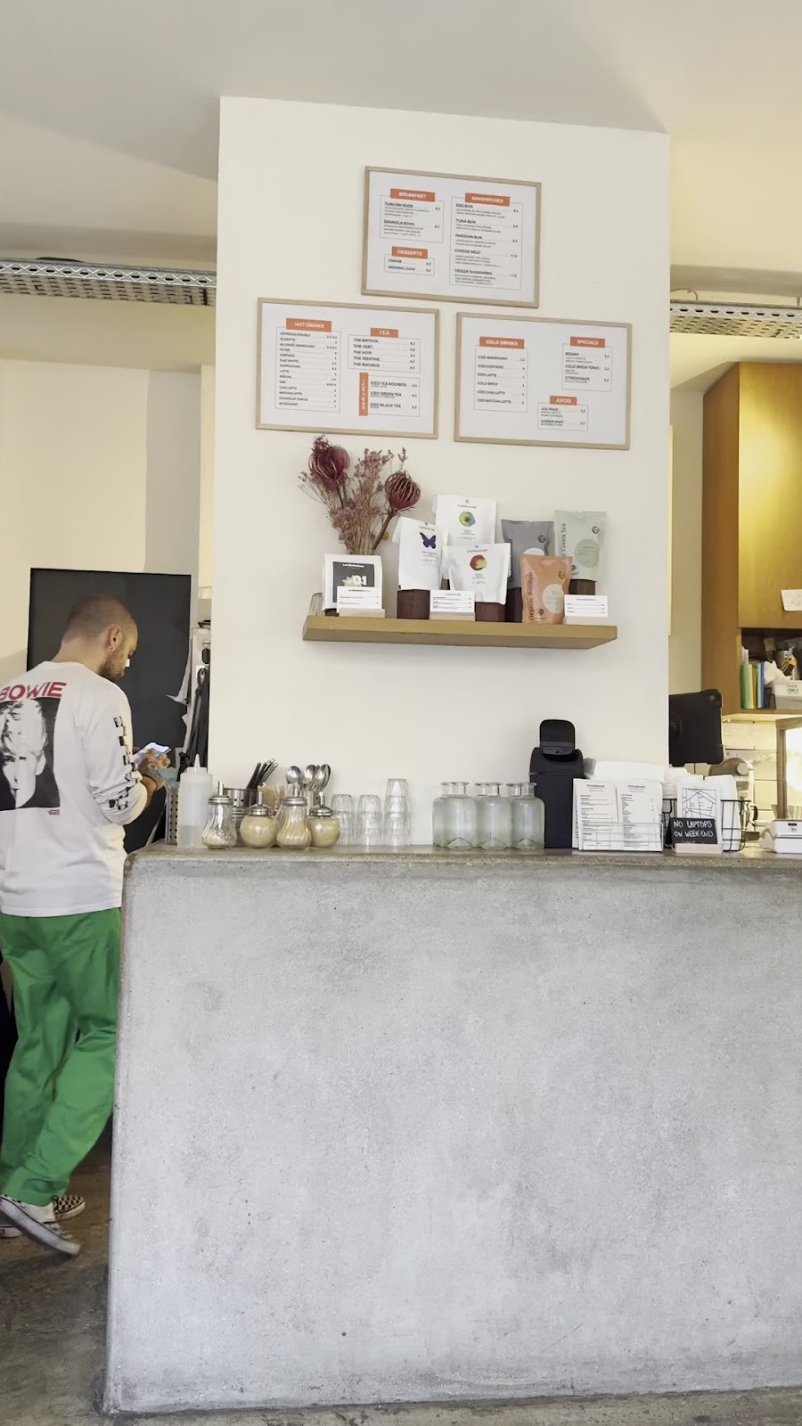Trombone coffee shop: the place