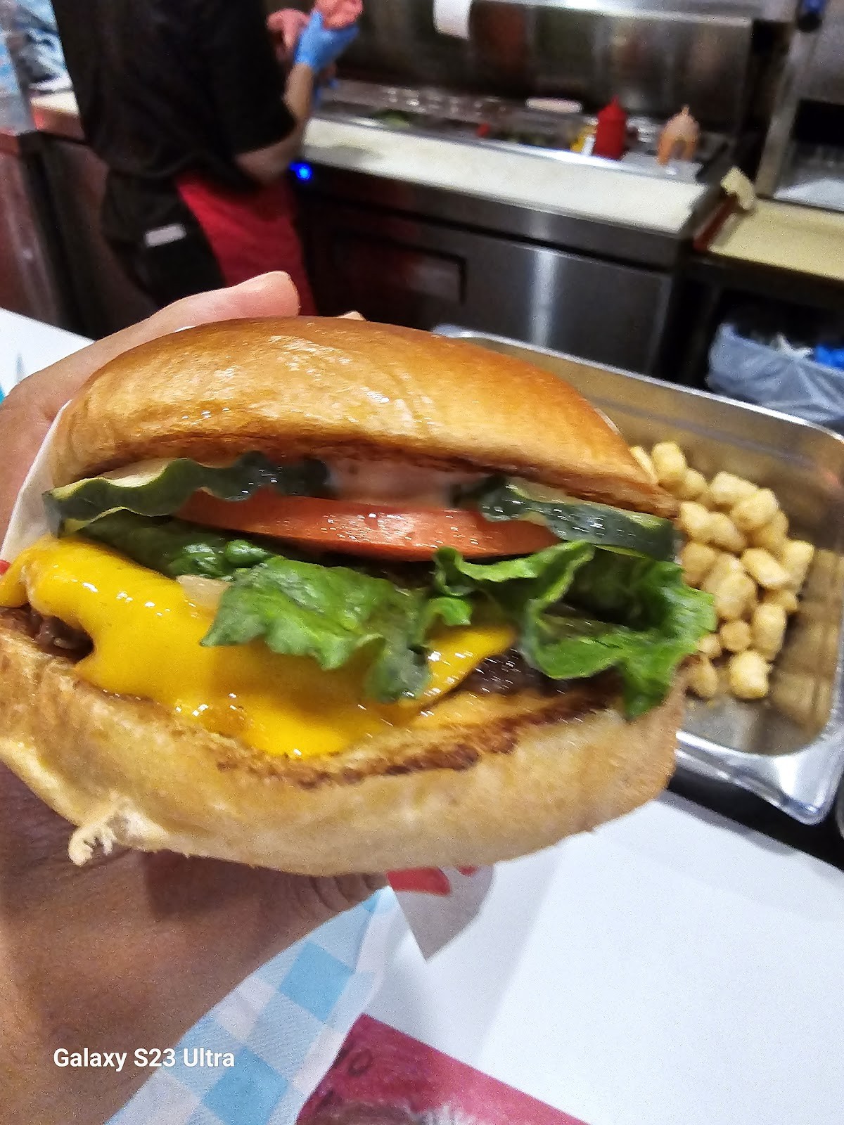 Monty's Good Burger Koreatown: food & drinks