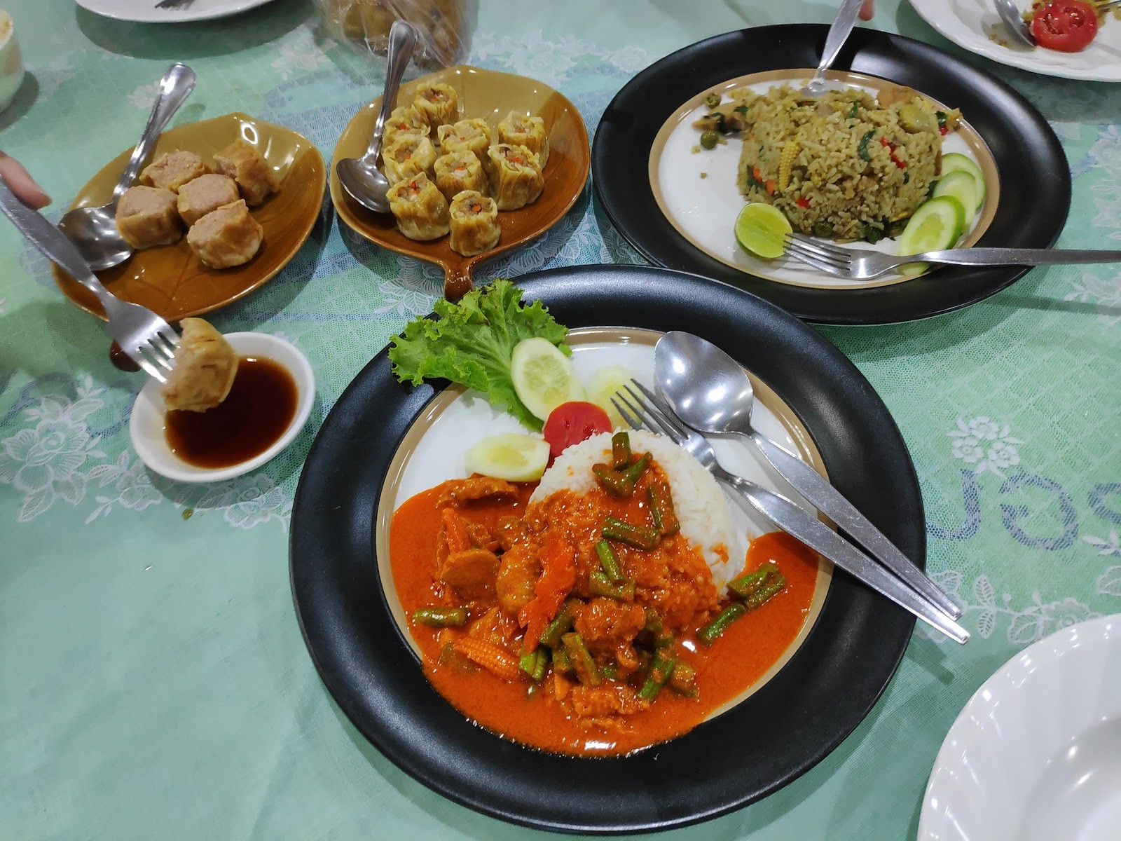 Vegetarian Restaurant: food & drinks