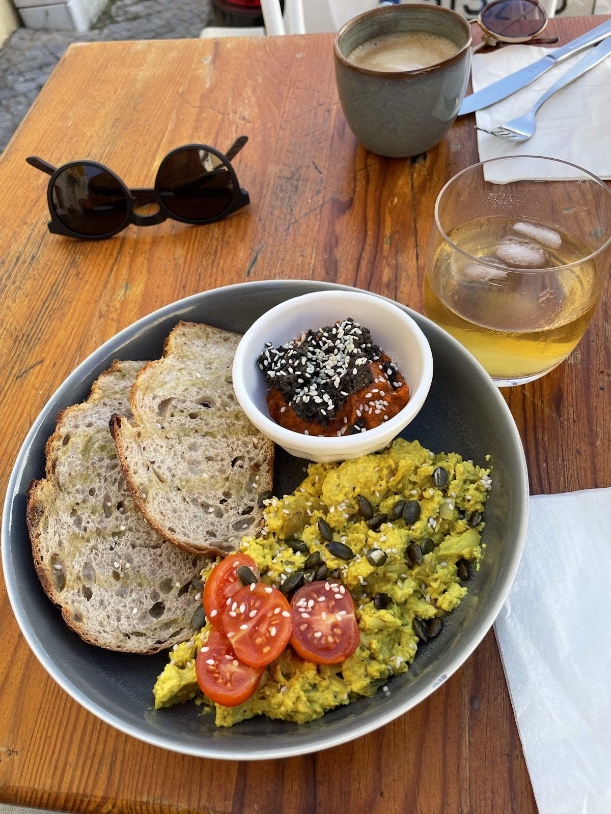 Lemon Yoga: food & drinks