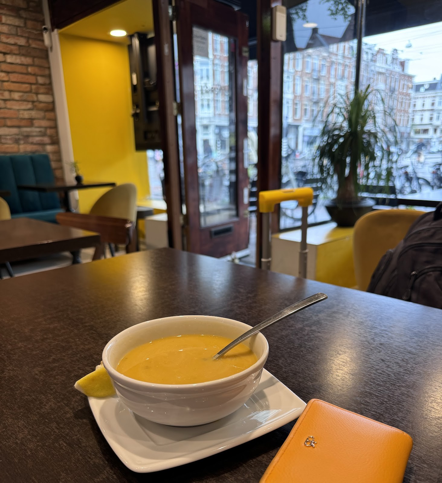 Effendy Lahmacun Cafe - Overtoom: the place