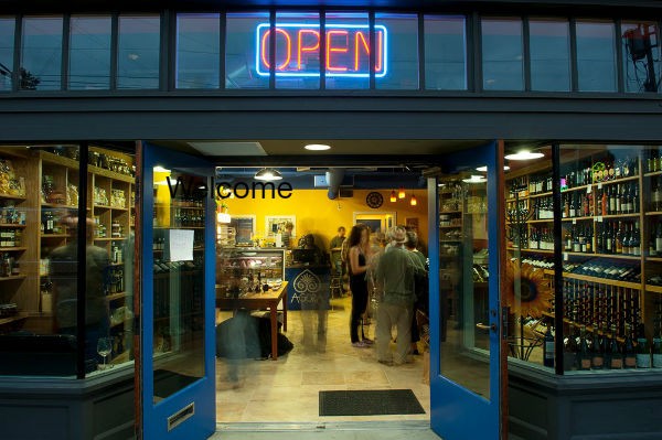 The Shop Agora: the place