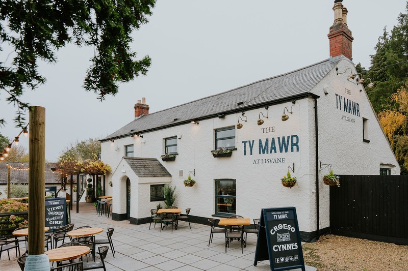 Ty Mawr: photo