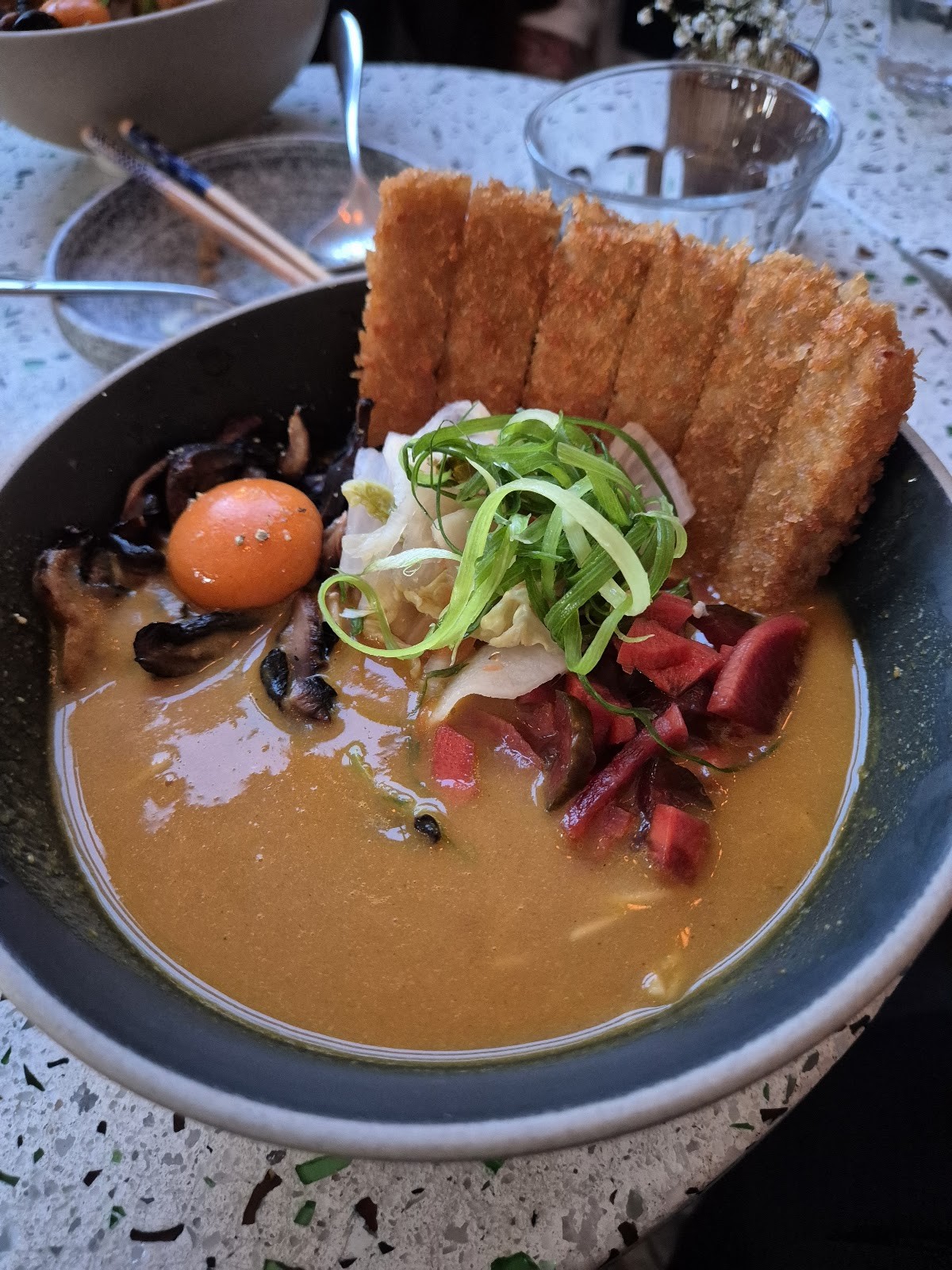 Umami Ramen & Izakaya: food & drinks