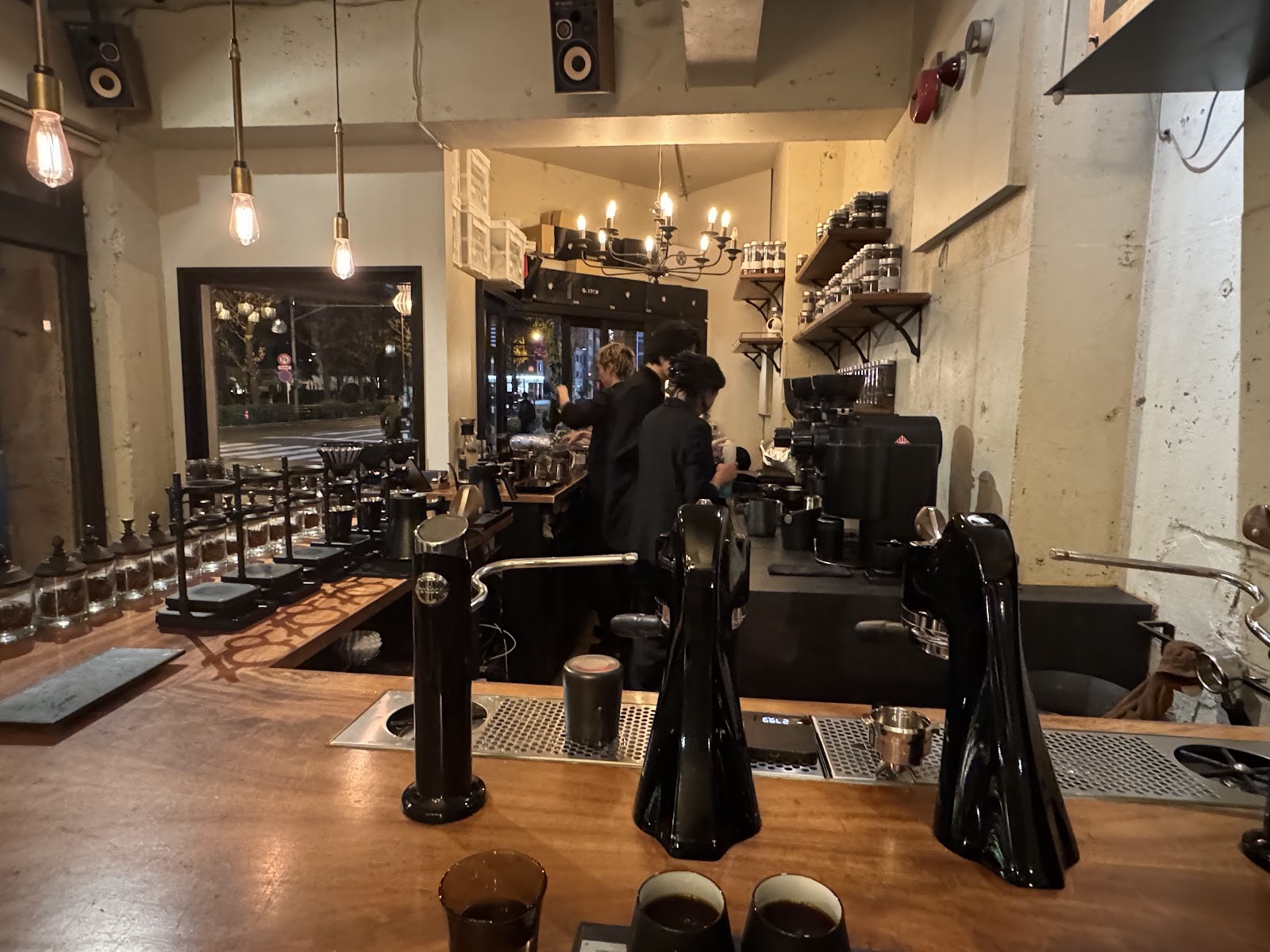 GLITCH COFFEE & ROASTERS: the place