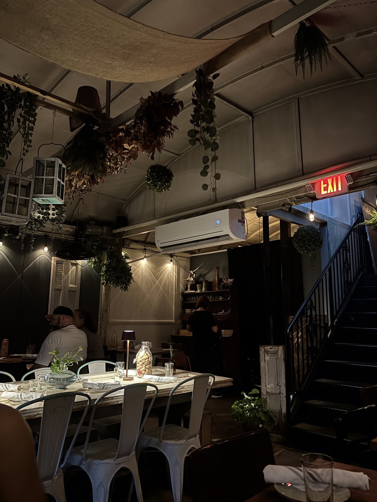 Aromi: the place