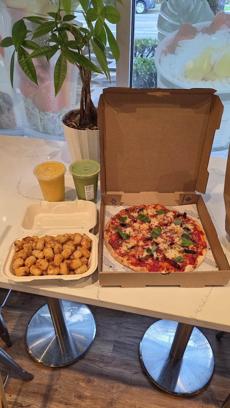 Plantiful Capitol Hill: food & drinks