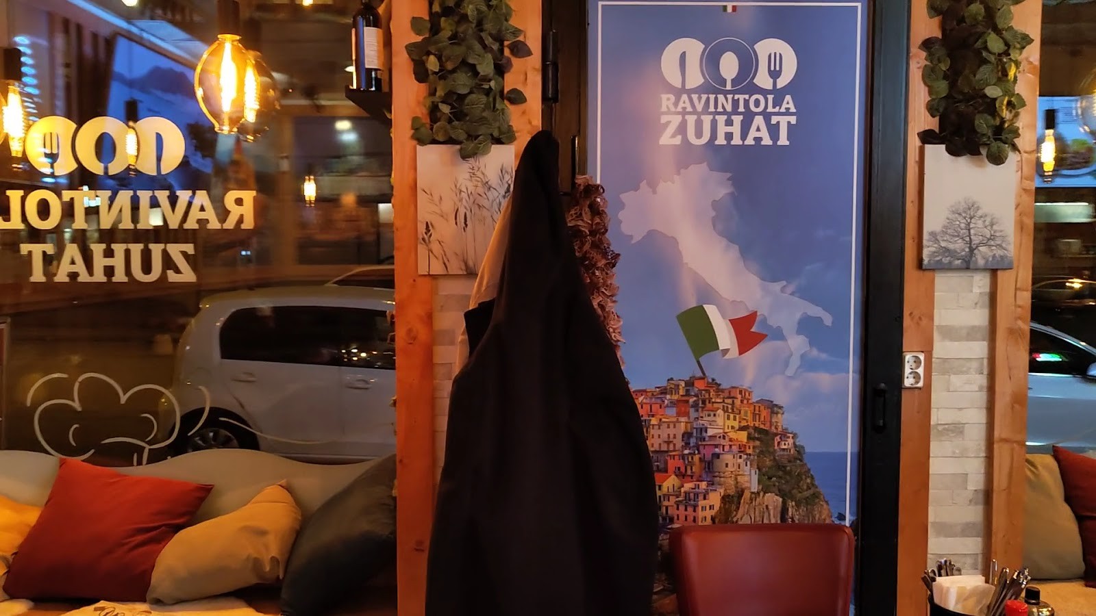 Ravintola Zuhat: the place