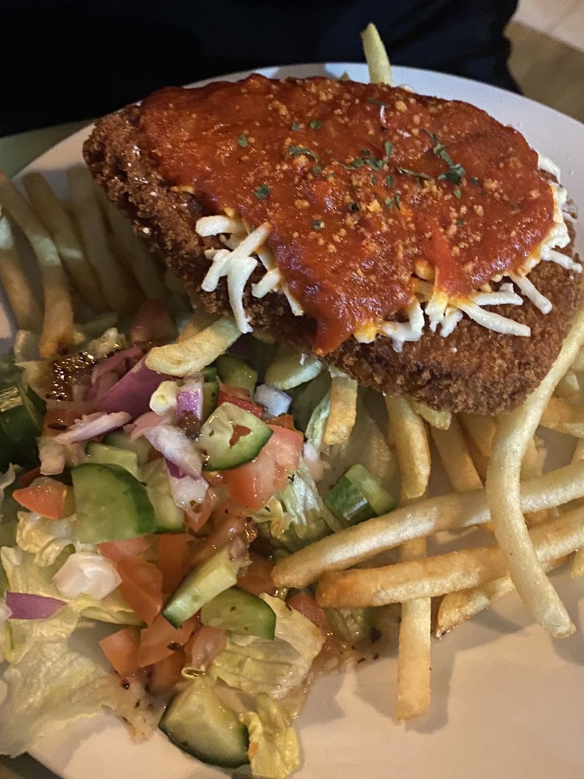 Mama B’s: food & drinks