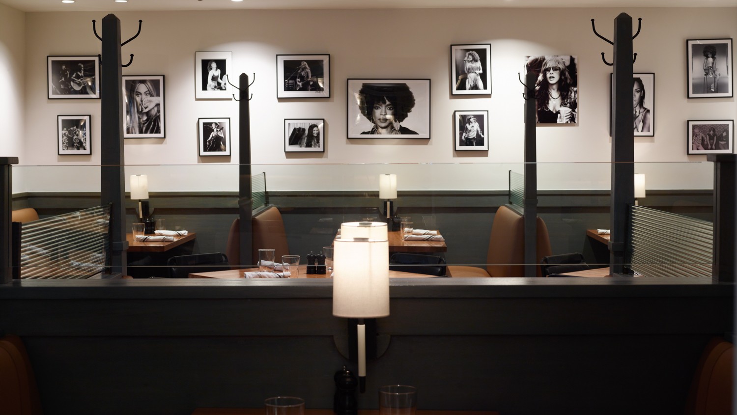 1310 Kitchen and Bar: the place