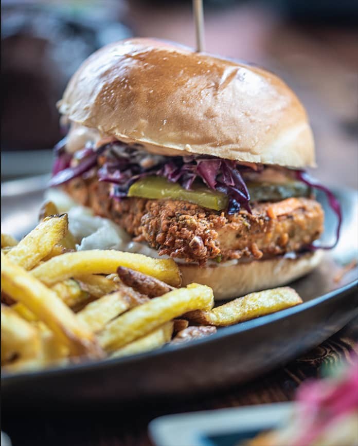 Vrutal | Vegan Burger Poblenou: food & drinks
