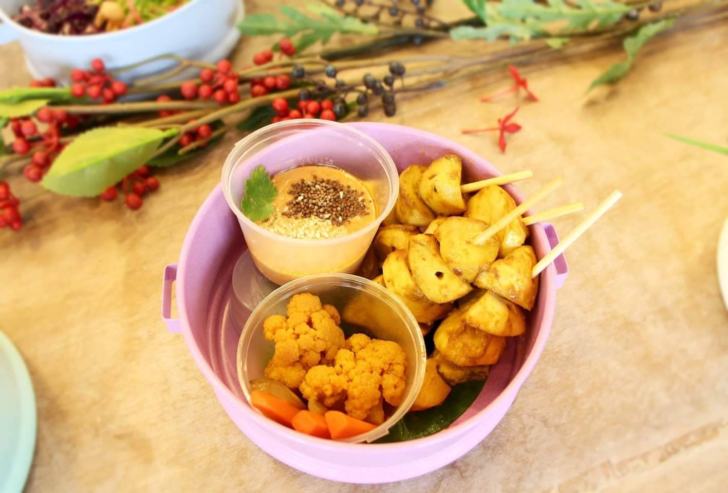 Tonklarfacai Nanglinchee (Delivery Only): food & drinks